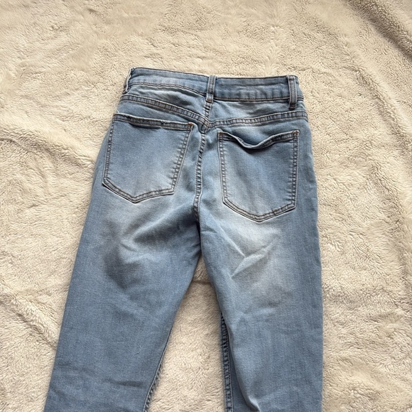 Joy Denim Cali Ultra High Rise Light Blue Skinny Distress Jeans Size 03 - Picture 3 of 9